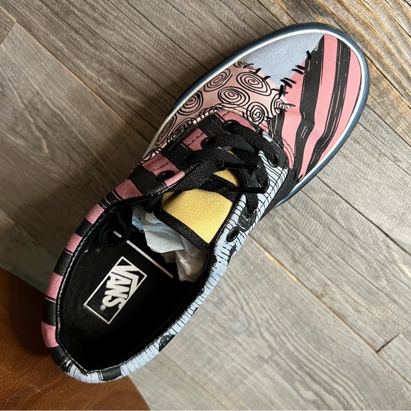 ✨🎄🎃VANS Era x Nightmare Before Christmas Sally Stacked Platform, W7.5 - Picture 12 of 16